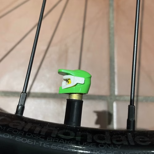 brickcaps-helmet